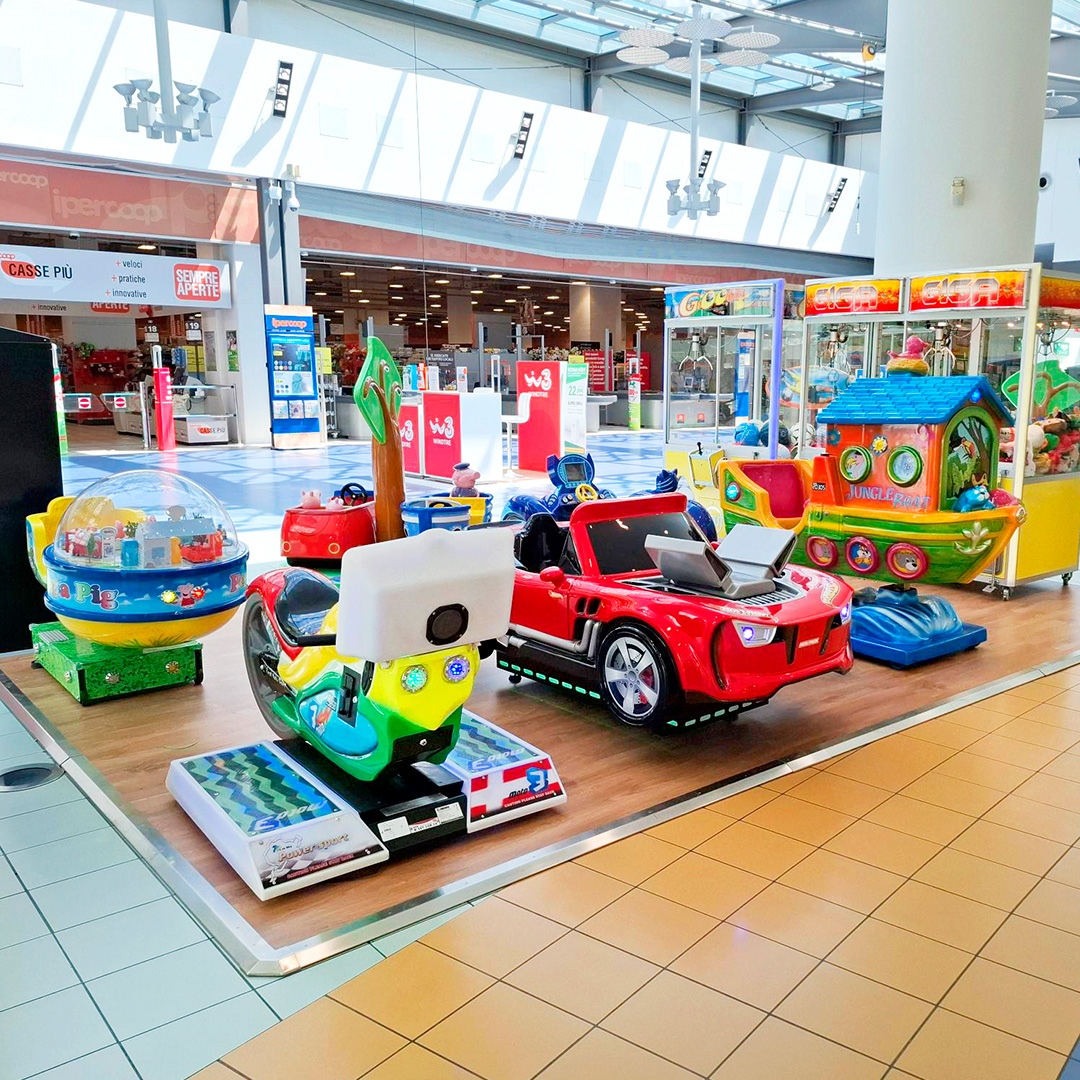Immagine di Nuovi giochi per l'area bimbi
